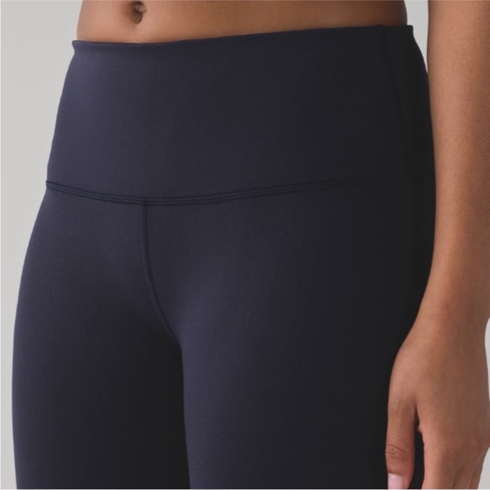 Lululemon Reveal Crop Leggings - Picture 5 of 16